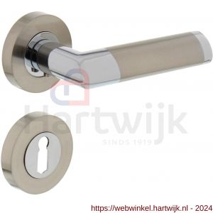 Intersteel Living 1685 deurkruk Nicol op rond rozet 7 mm nokken met sleutelgat plaatje chroom-nikkel mat - H26004883 - afbeelding 1