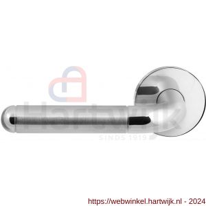 GPF Bouwbeslag RVS 1060.49/09-00L/R Maku Duo deurkruk gatdeel op ronde rozet 50x8 mm links-rechtswijzend RVS gepolijst-RVS mat geborsteld - H21013826 - afbeelding 1