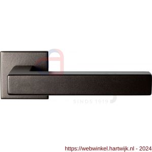 GPF Bouwbeslag Anastasius 1302.A1-02 R Zaki+ deurkruk op vierkante rozet 50x50x8 mm rechtswijzend Dark blend - H21010031 - afbeelding 1