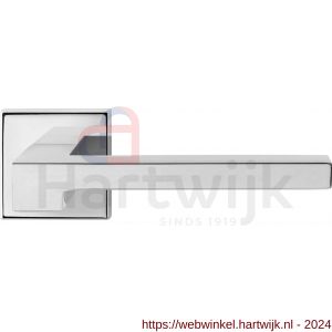 GPF Bouwbeslag RVS 3162.49-02 Raa deurkruk op vierkante rozet 50x50x8 mm RVS gepolijst - H21013929 - afbeelding 1