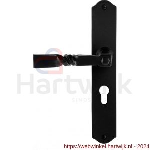 GPF Bouwbeslag Smeedijzer 6245.60L/R PC55 Nokka deurkruk op schild 238x41x4 mm PC 55 mm links-rechtswijzend smeedijzer zwart - H21010430 - afbeelding 1