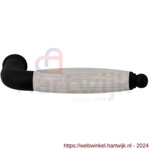 GPF Bouwbeslag ZwartWit 8260 Ika deurkruk gebogen met ronde eindknop zwart-eiken whitewash - H21002740 - afbeelding 1