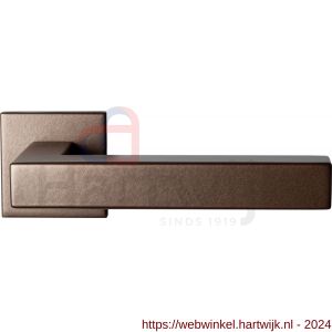 GPF Bouwbeslag Anastasius 1302.A2-02 R Zaki+ deurkruk gatdeel op vierkant rozet rechtswijzend Bronze blend - H21010033 - afbeelding 1