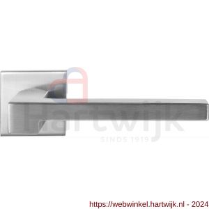 GPF Bouwbeslag RVS 3160.09-02R GPF3160.02R Raa deurkruk gatdeel op vierkant rozet 50x50x8 mm rechtswijzend RVS geborsteld - H21010189 - afbeelding 1
