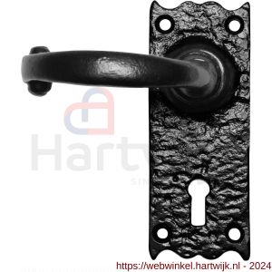 Kirkpatrick KP2488L deurkruk gatdeel linkswijzend op schild 127x50 mm blind smeedijzer zwart - H21003021 - afbeelding 1